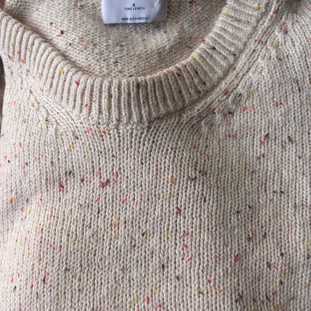 Old Navy Women's Pink Speckled Sweater - Picture 3 of 3